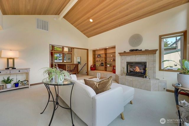 75 Seafarer Lane, Port Ludlow, WA 98365