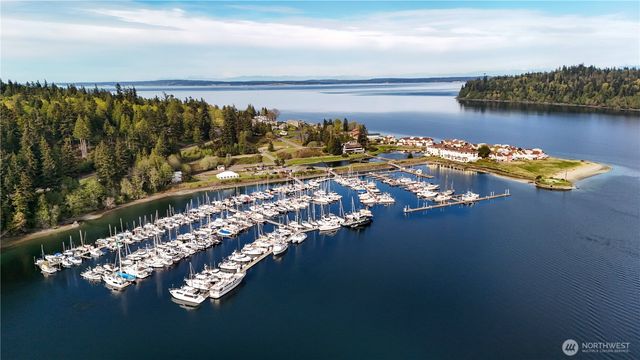 75 Seafarer Lane, Port Ludlow, WA 98365