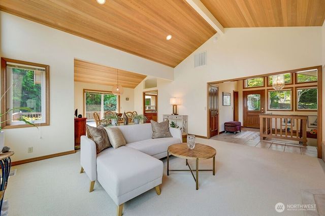 75 Seafarer Lane, Port Ludlow, WA 98365