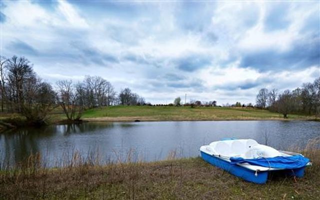 4854 Rock House Rd, Portland, TN 37148