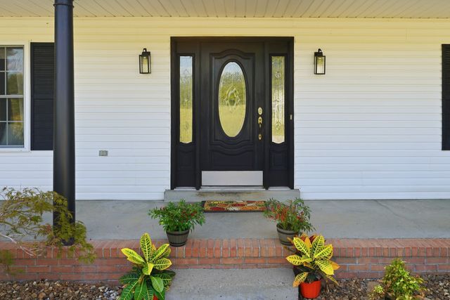 4854 Rock House Rd, Portland, TN 37148