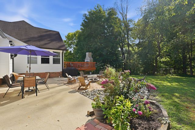 4854 Rock House Rd, Portland, TN 37148