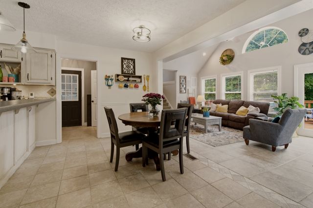 4854 Rock House Rd, Portland, TN 37148