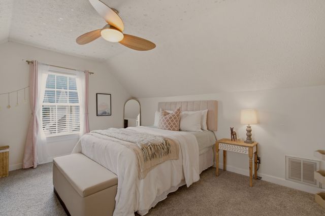 4854 Rock House Rd, Portland, TN 37148
