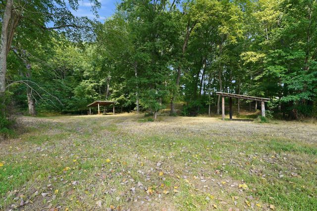 4854 Rock House Rd, Portland, TN 37148