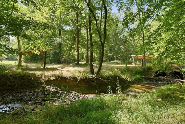 4854 Rock House Rd, Portland, TN 37148