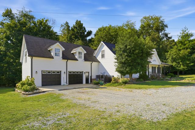 4854 Rock House Rd, Portland, TN 37148