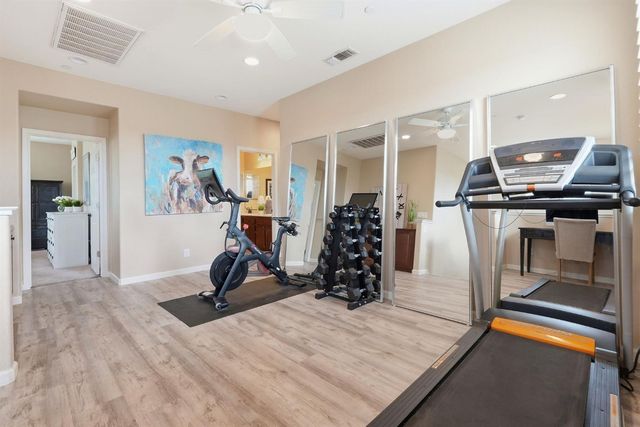 128 Dowd Ct, Folsom, CA 95630