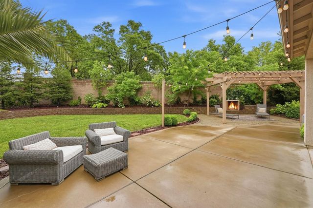 128 Dowd Ct, Folsom, CA 95630