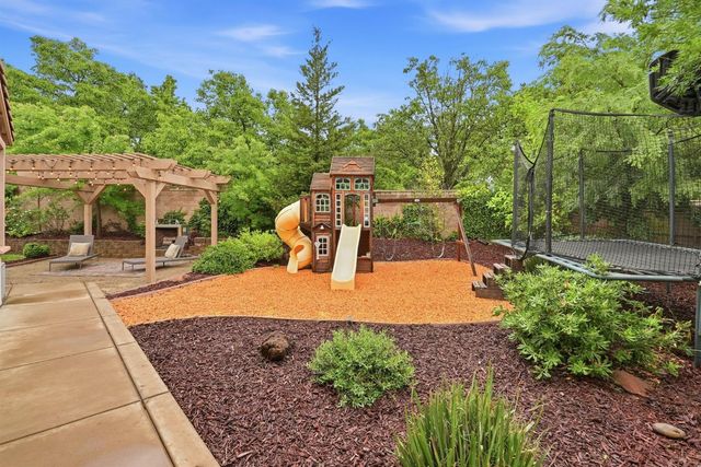 128 Dowd Ct, Folsom, CA 95630