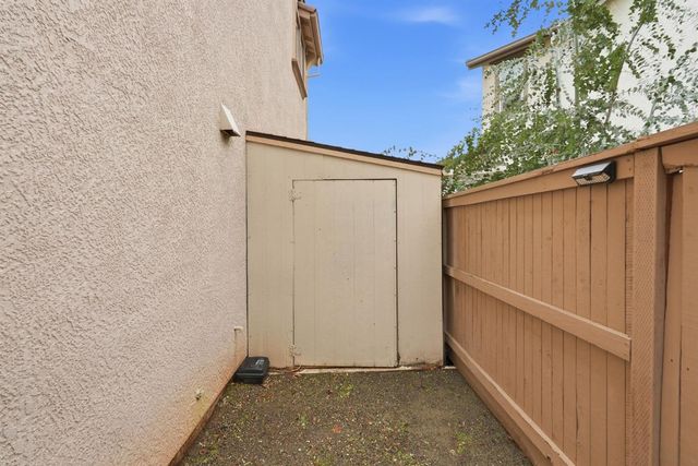 128 Dowd Ct, Folsom, CA 95630