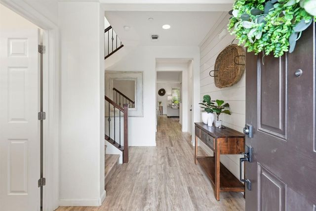 128 Dowd Ct, Folsom, CA 95630