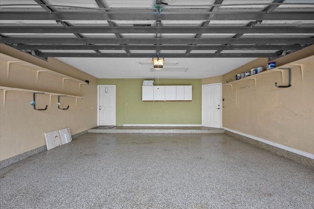 11 Dorchester Circle, Palm Beach Gardens, FL 33418