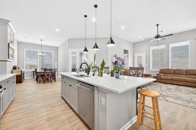 6034 Painted Plains Drive, Fulshear, TX 77441