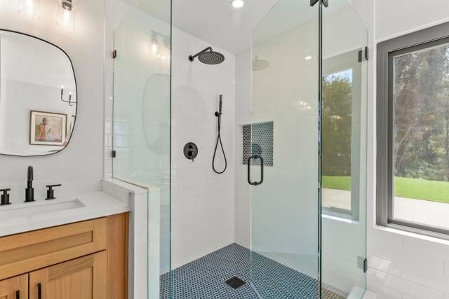 25945 Forest Drive, Escondido, CA 92026