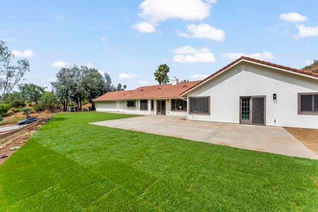 25945 Forest Drive, Escondido, CA 92026