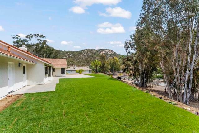 25945 Forest Drive, Escondido, CA 92026