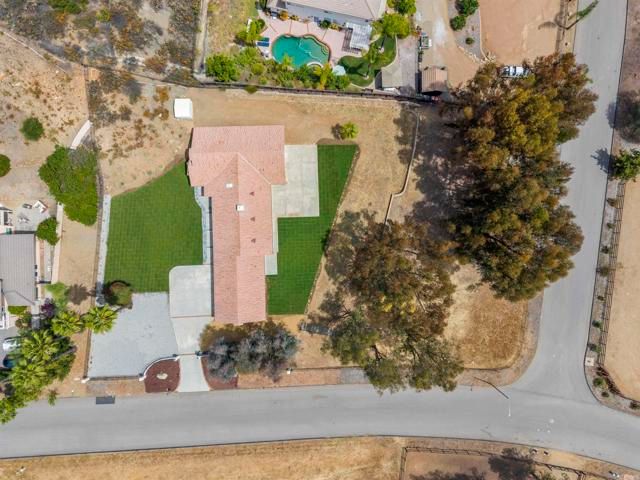 25945 Forest Drive, Escondido, CA 92026