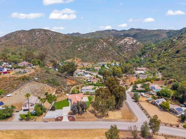 25945 Forest Drive, Escondido, CA 92026