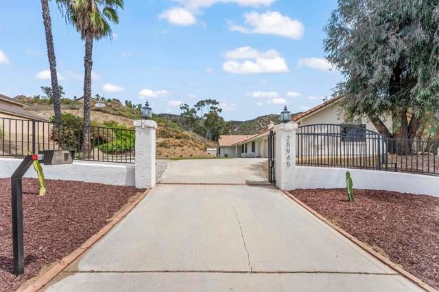 25945 Forest Drive, Escondido, CA 92026