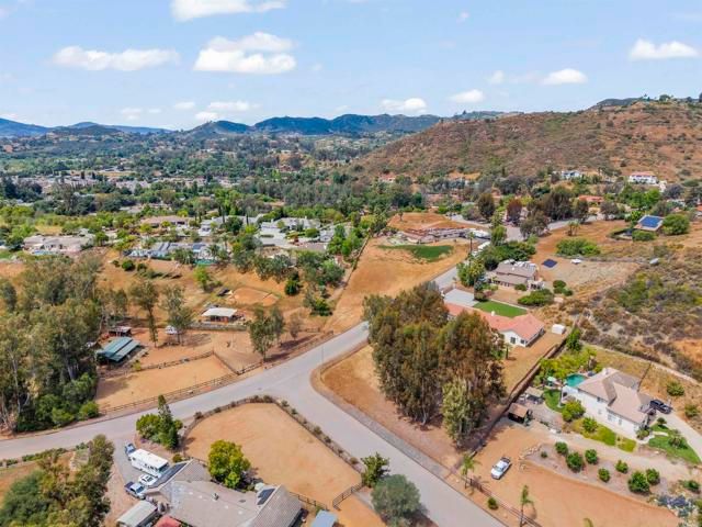 25945 Forest Drive, Escondido, CA 92026