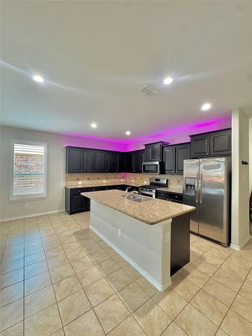 204 Red Fox Lane, Denton, TX 76210
