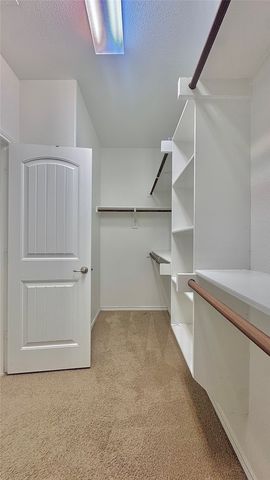 204 Red Fox Lane, Denton, TX 76210