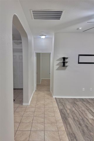 204 Red Fox Lane, Denton, TX 76210