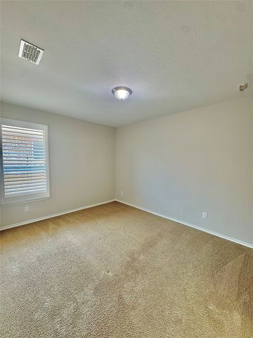 204 Red Fox Lane, Denton, TX 76210