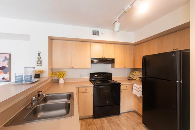 13901 SW 122nd Avenue 7-201, Miami, FL 33186