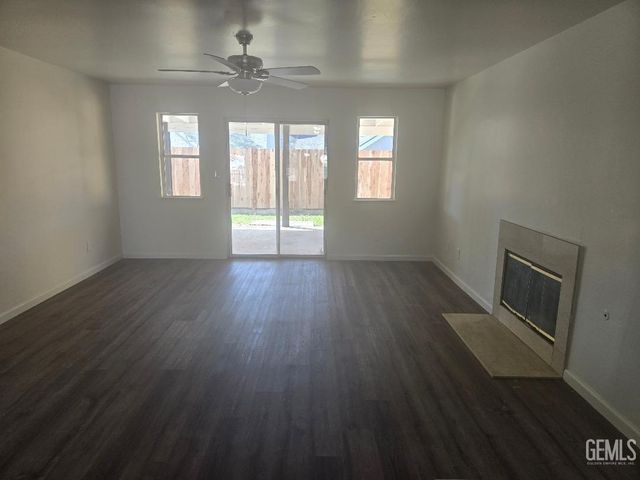 1741 Vassar, Delano, CA 93215