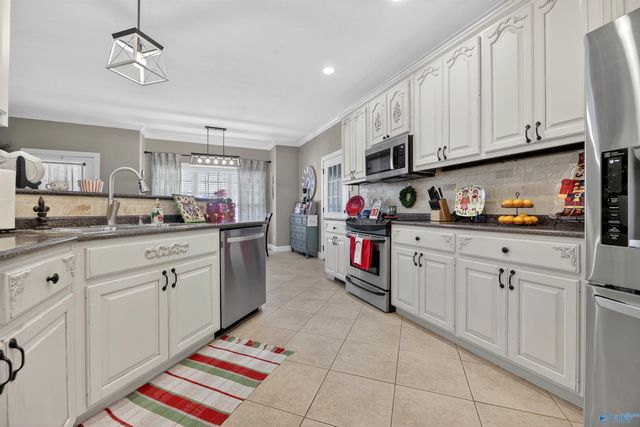 235 Audrey Lane, Gadsden, AL 35901