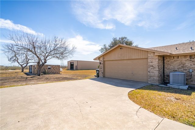 664 CR 81A, Bishop, TX 78343