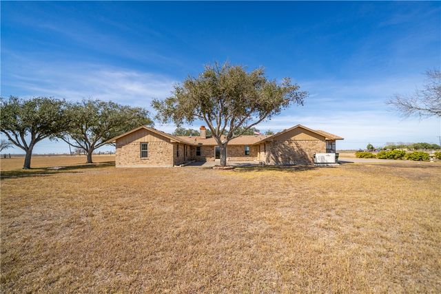 664 CR 81A, Bishop, TX 78343