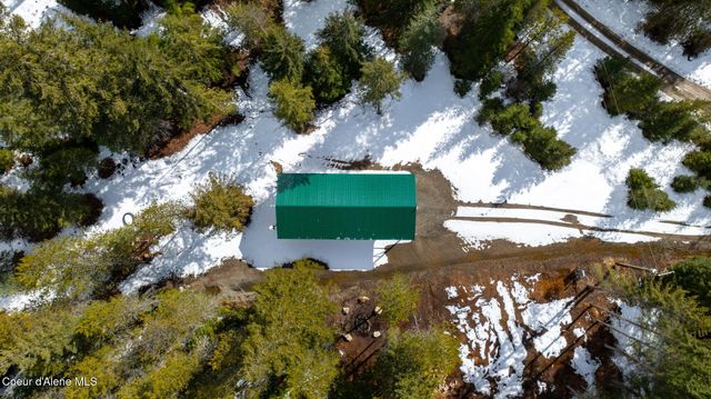 255 Thunder ALY, Sandpoint, ID 83864