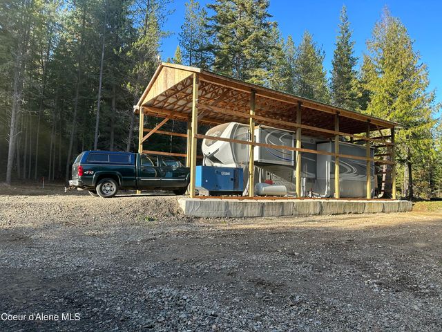 255 Thunder ALY, Sandpoint, ID 83864