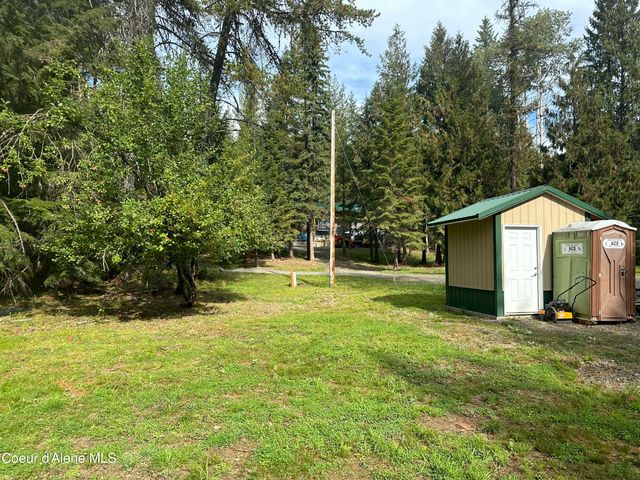 255 Thunder ALY, Sandpoint, ID 83864