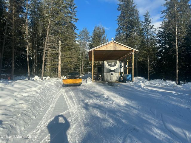 255 Thunder ALY, Sandpoint, ID 83864