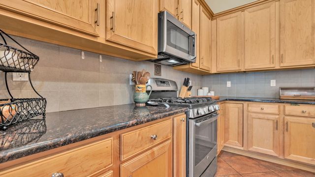 301 Zuni River Circle SW, Los Lunas, NM 87031