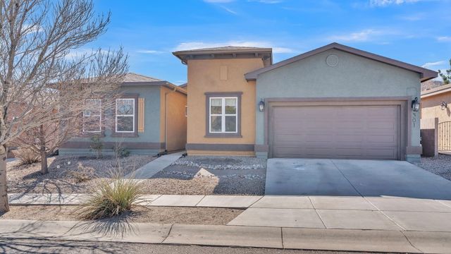 301 Zuni River Circle SW, Los Lunas, NM 87031