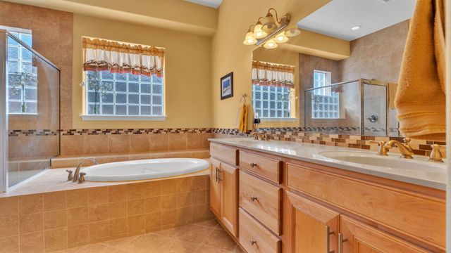 301 Zuni River Circle SW, Los Lunas, NM 87031