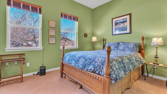 301 Zuni River Circle SW, Los Lunas, NM 87031