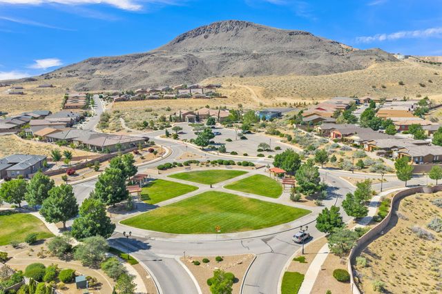 301 Zuni River Circle SW, Los Lunas, NM 87031