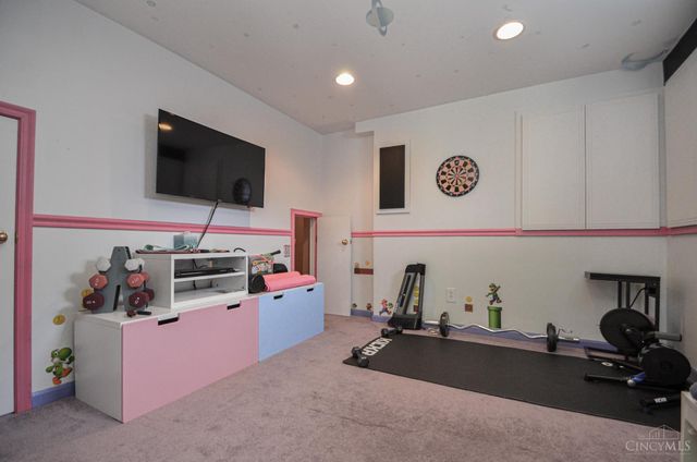 5945 Brierly Ridge Drive, Green Twp, OH 45247