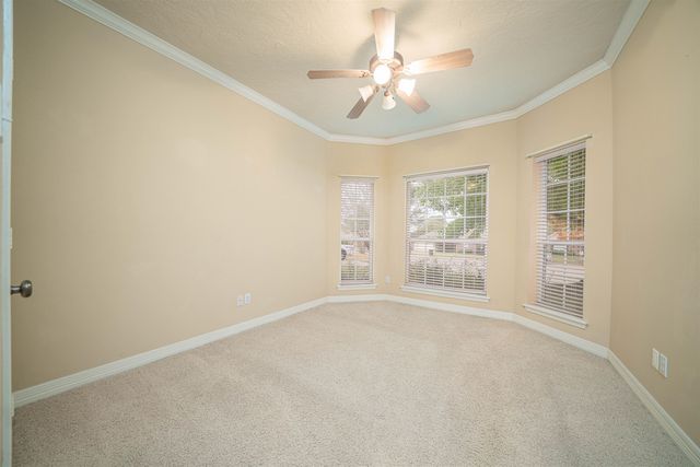 2801 Hickory Stick Ct, Longview, TX 75605