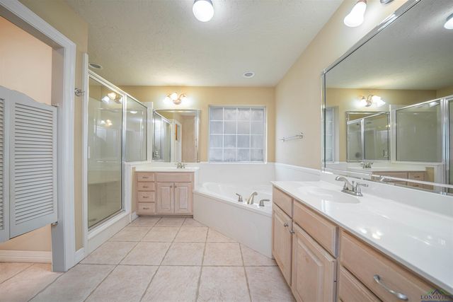 2801 Hickory Stick Ct, Longview, TX 75605