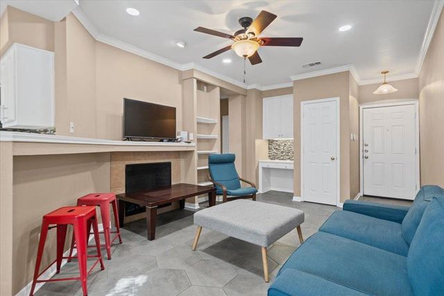 3111 TOM GREEN ST 111, Austin, TX 78705