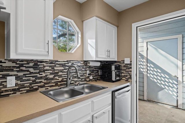 3111 TOM GREEN ST 111, Austin, TX 78705