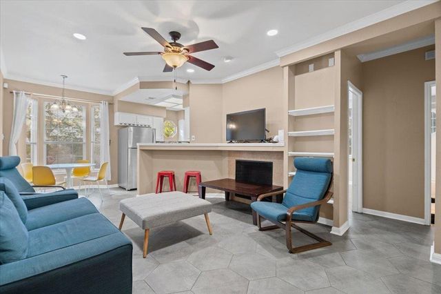 3111 TOM GREEN ST 111, Austin, TX 78705