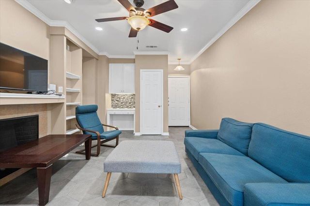 3111 TOM GREEN ST 111, Austin, TX 78705